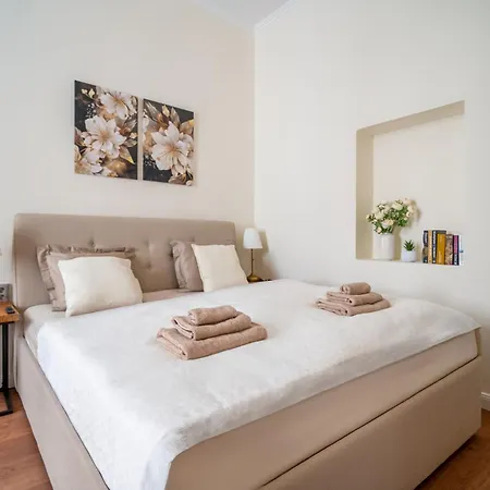 Prekrasny 2bdr Na Praze 1 Апартаменты Прага